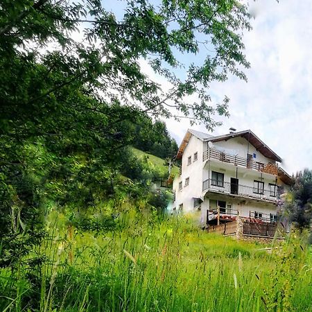 Kuma Lissa Guest House Kozhari Εξωτερικό φωτογραφία